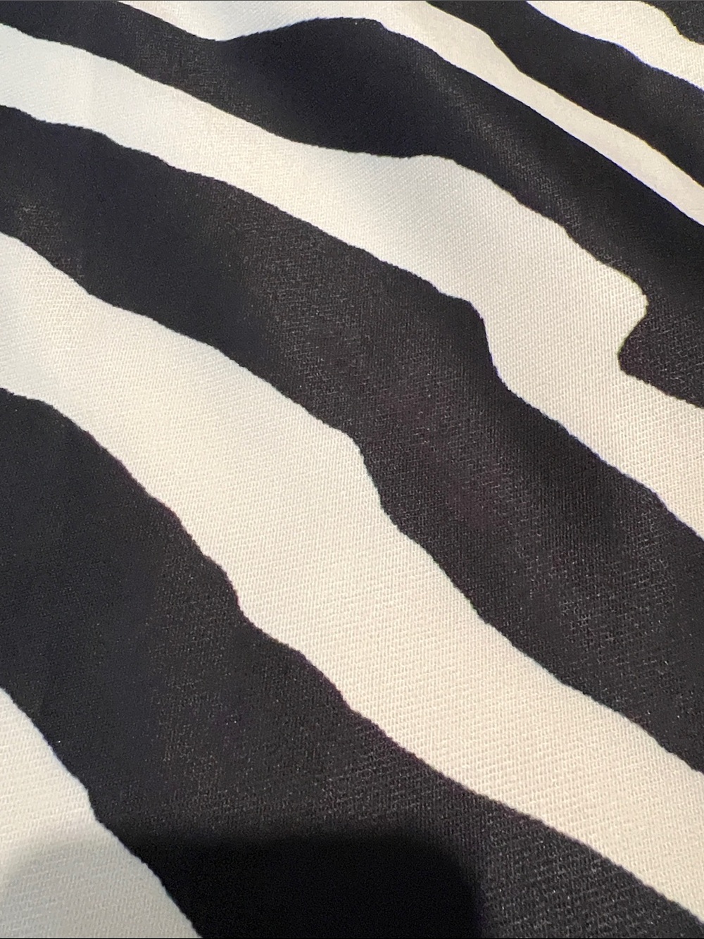 Zebra-Pattern Mini Skirt in Black & White - Picture 6 of 13